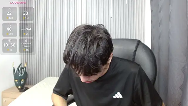 StiwenTwink online show from April 2026 01:08:02 PM