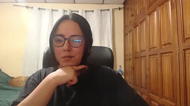 Venus cat  online show from February 2026 09:33:02 PM