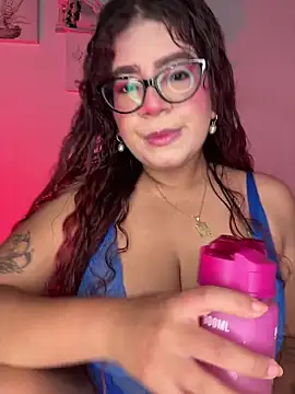 Snapshot of Solaangel_ chatting on October 2025 08:17:02 PM Solaangel online show from October 2025 08:17:02 PM