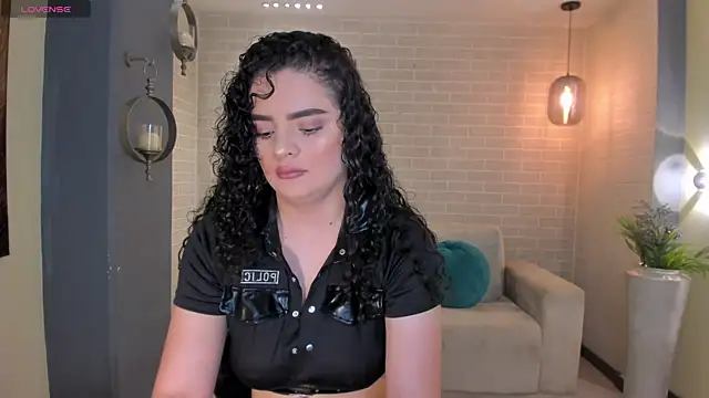 KylieJenkins online show from November 2025 11:20:01 AM