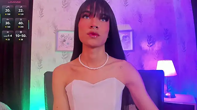 Snapshot of alana_madison10 chatting on October 2025 08:51:02 PM alana madison10 online show from October 2025 08:51:02 PM