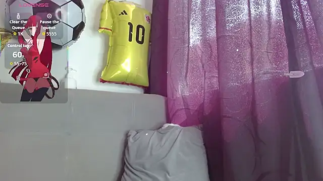JuliethaFox online show from June 2026 05:47:02 PM