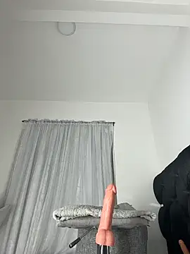 MerliaSsomer online show from November 2025 12:22:02 PM