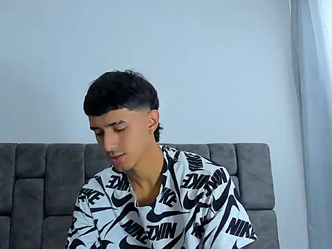 Snapshot of Anthony_carter chatting on October 2025 02:18:02 PM Anthony carter online show from October 2025 02:18:02 PM