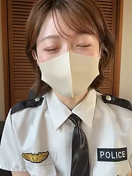 Snapshot of momo_yuipu chatting on October 2025 01:09:02 AM momo yuipu online show from October 2025 01:09:02 AM