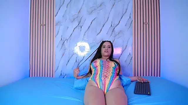 PiaGelvez online show from October 2025 11:18:01 PM