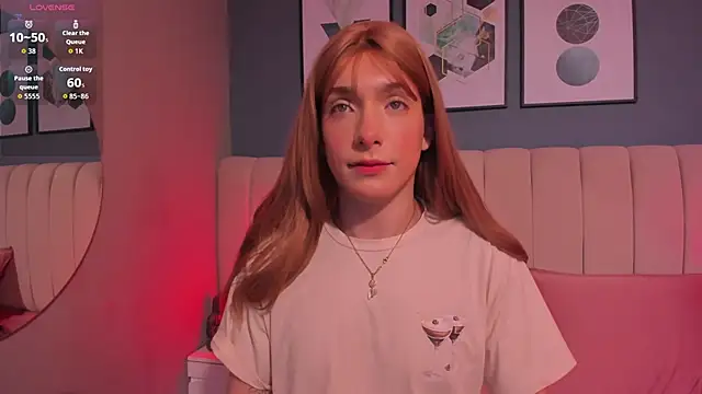 Snapshot of DaimondPink chatting on November 2025 11:54:01 AM DaimondPink online show from November 2025 11:54:01 AM