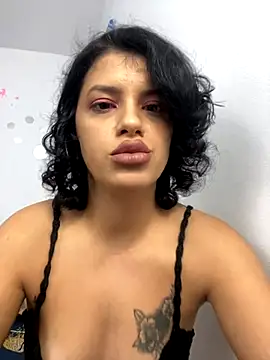 VanessaMille online show from October 2025 05:20:02 PM