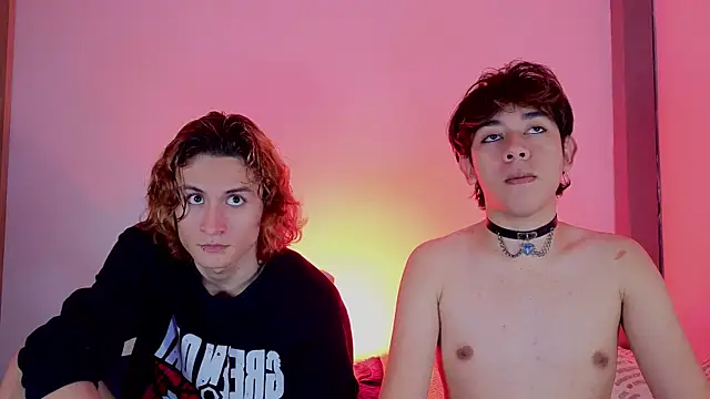 Snapshot of Darcy_and_Stolas chatting on October 2025 02:20:01 AM Darcy and Stolas online show from October 2025 02:20:01 AM