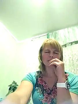 Snapshot of Masha412111 chatting on October 2025 08:39:01 PM Masha412111 online show from October 2025 08:39:01 PM