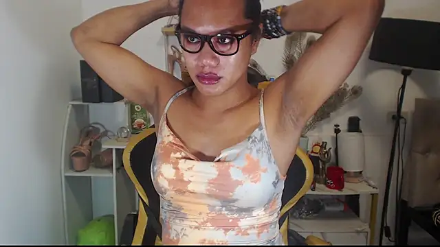 Snapshot of hugecockyurikaa chatting on October 2025 12:00:01 AM hugecockyurikaa online show from October 2025 12:00:01 AM