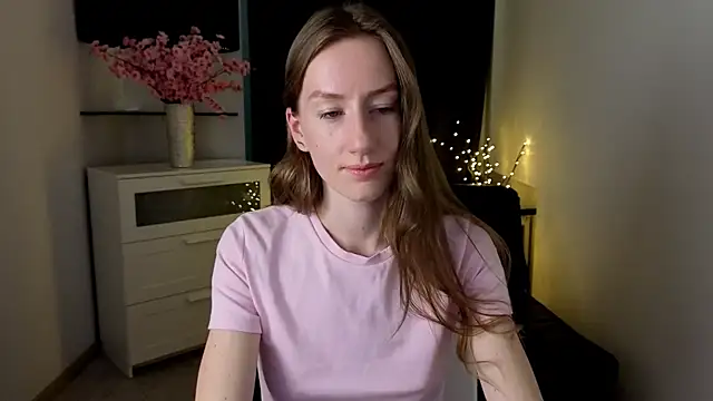 GoldenRose  online show from February 2026 01:32:02 PM