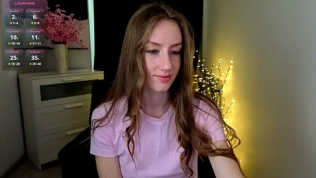 GoldenRose  online show from March 2026 02:10:01 PM