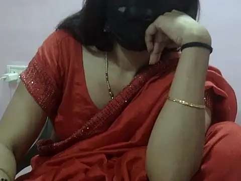 Laila Cute online show from March 2026 04:40:02 PM