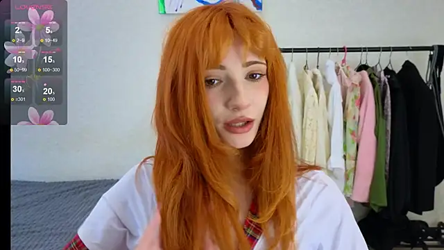 FoxyVeil online show from October 2025 09:39:01 AM