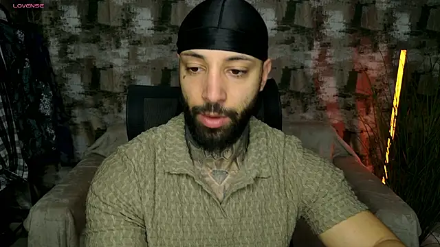 MasculineGuy99 online show from January 2026 07:35:02 AM