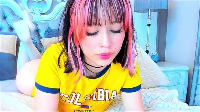 SiaSavach online show from December 2025 07:18:01 PM