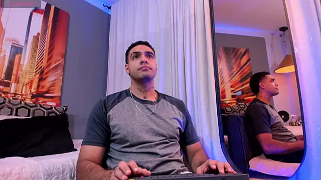 Snapshot of JacobOconner chatting on November 2025 12:34:01 PM JacobOconner online show from November 2025 12:34:01 PM