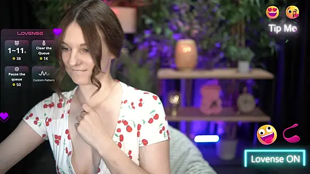 Snapshot of xoxo_molly chatting on October 2025 09:37:01 PM xoxo molly online show from October 2025 09:37:01 PM