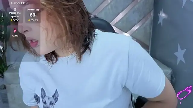 mia foster t online show from March 2026 01:06:02 PM