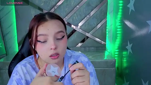 mia foster t online show from July 2026 01:18:02 PM
