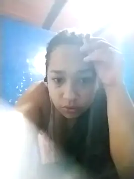 Snapshot of sara_forever chatting on October 2025 01:40:02 PM sara forever online show from October 2025 01:40:02 PM