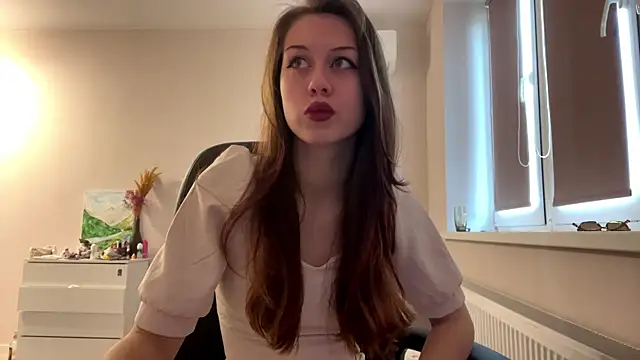 Nayra flash online show from November 2025 10:36:02 AM