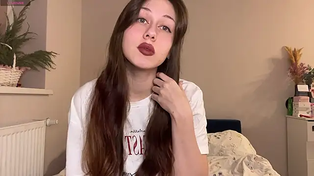 Nayra flash online show from February 2026 05:17:02 PM