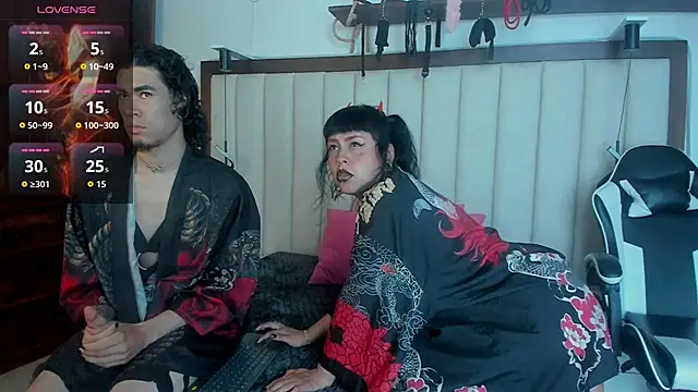 Snapshot of conjuring_ chatting on October 2025 03:04:02 AM conjuring online show from October 2025 03:04:02 AM