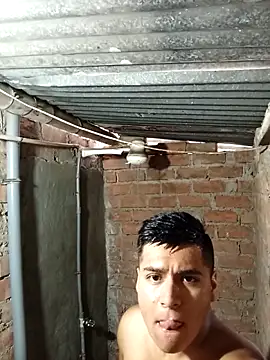 Alex321Flores online show from February 2026 05:39:02 PM