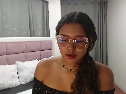 jimena bell online show from October 2025 01:23:01 PM