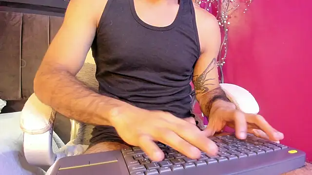 Snapshot of Lobo_sex21 chatting on October 2025 07:58:01 PM Lobo sex21 online show from October 2025 07:58:01 PM