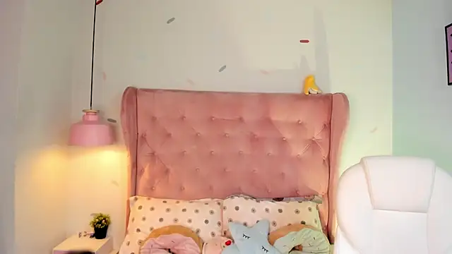 Vanelope evanss online show from November 2025 12:56:01 PM