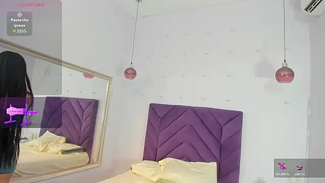 Snapshot of Nahomycarterr chatting on November 2025 07:43:01 PM Nahomycarterr online show from November 2025 07:43:01 PM