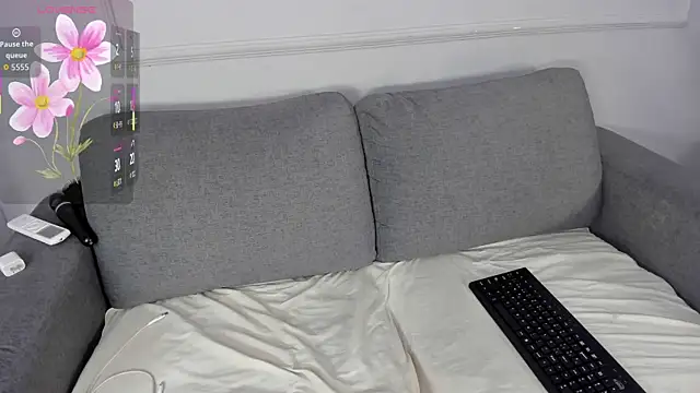 Nahomycarterr online show from April 2026 11:55:01 AM