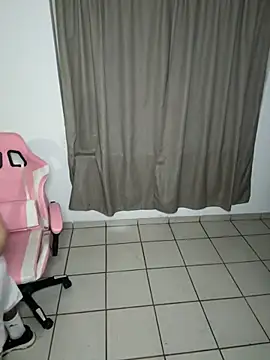 Perrys1502 online show from October 2025 08:24:02 AM