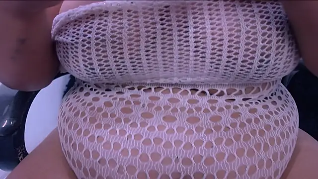 Snapshot of chuby_pau chatting on October 2025 02:23:02 AM chuby pau online show from October 2025 02:23:02 AM