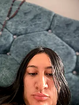 Miaroug online show from October 2025 04:04:02 PM