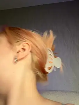 KellyMoors online show from April 2026 01:25:01 AM