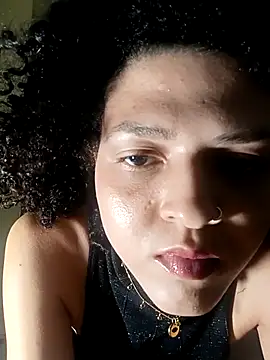 Snapshot of Larissinhamm chatting on October 2025 05:50:01 AM Larissinhamm online show from October 2025 05:50:01 AM