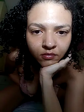 Snapshot of Larissinhamm chatting on October 2025 07:53:02 AM Larissinhamm online show from October 2025 07:53:02 AM