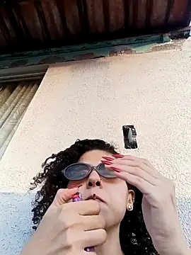 Snapshot of Larissinhamm chatting on November 2025 08:22:02 PM Larissinhamm online show from November 2025 08:22:02 PM