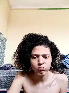 Snapshot of Larissinhamm chatting on November 2025 01:34:02 PM Larissinhamm online show from November 2025 01:34:02 PM