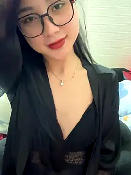 Linh5790 online show from November 2025 12:15:01 PM