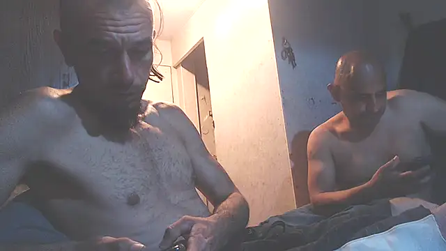 LetMeLiqU online show from April 2026 07:39:01 AM