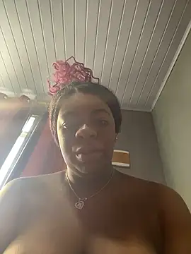 Priihmedeiros online show from January 2026 10:20:01 AM