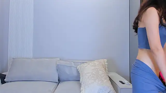 angel soo online show from October 2025 01:12:02 PM