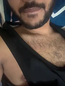 Elegant Guy online show from March 2026 07:07:02 PM