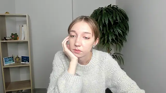 CherrySteffel online show from October 2025 06:44:01 AM