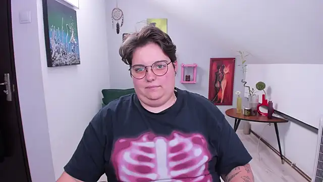 IvyRhodes online show from October 2025 03:08:02 PM